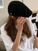 Black&Beige Artistic Retro Casual Beret Hat